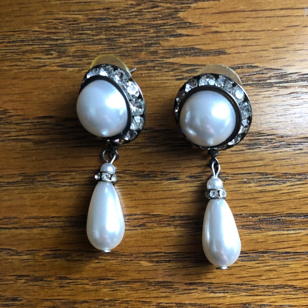 BRIDAL/FORMAL DROP PEARL AND CRYSTAL EARRINGS